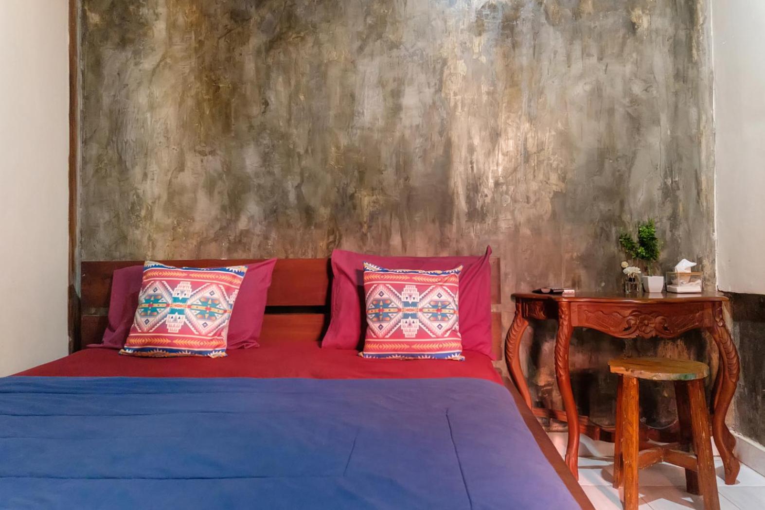 Twospaces Living At Wave And Chill House, Canggu Extérieur photo