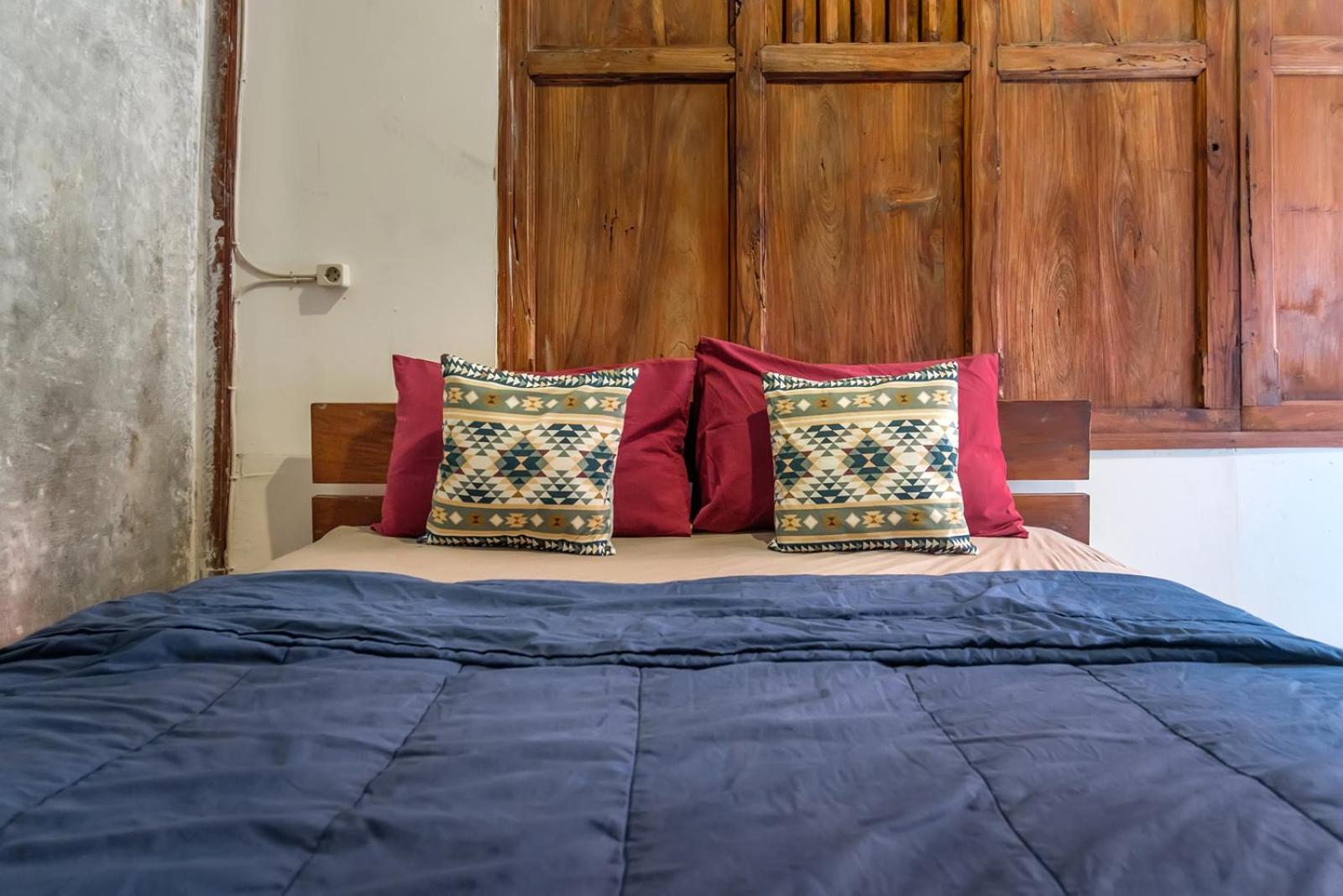 Twospaces Living At Wave And Chill House, Canggu Extérieur photo